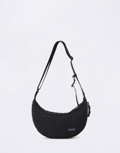 Aevor Sling Bag Small Black