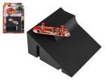 TEDDIES Prstový skateboard s rampou