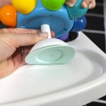 BABY EINSTEIN Hračka senzorická chobotnica s prísavkou Opus's Spin & Sea™ 3m+