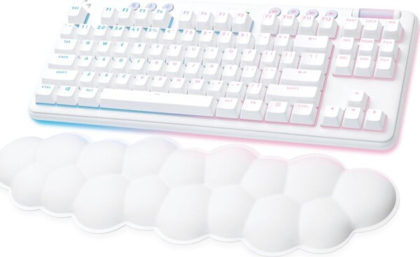 Logitech G715 WIRELESS GAMING KEYBOARD -