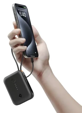 Spigen Essential EA3010BT čierna / Powerbanka / 10 000 mAh / 30W / vstavaný USB-C kábel (ABA09023)