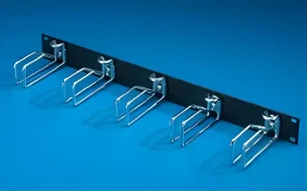 Rittal DK 7257.005 čierna / Vyväzovací panel do racku / 19" / 1U / 43×105 mm / oceľ (7257005)