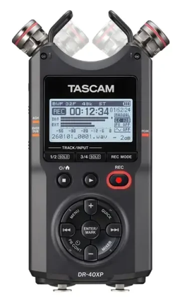 Tascam DR-40XP čierna / Digitálny rekordér / 4kanálový / USB audio interface / 2x XLR (DR-40XP)