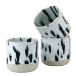 Studio Arhoj Porcelánový hrnček Spot 300 ml