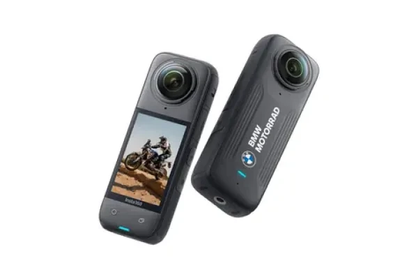 Insta360 X4 BMW limitovaná edícia / Akčná kamera / 360° / 8K@30FPS / 72 Mpx / microSD / Wi-Fi / BT / 2290 mAh (INST743)