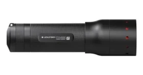 Ledlenser C7 Classic ručné svietidlo čierna / 450/250 lm / 300 m / IP54 / 4X AAA (503152)