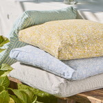 Ib Laursen Povlak na sedák Agathe Light Blue / flowers 45 x 45 cm