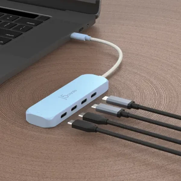 J5Create USB-C Hub 4v1 azúrová / USB hub / USB 3.2 Gen 1/4 porty / recyklovaný plast (JCH345EC-N)