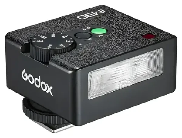 Godox iM30 / Blesk / GN15 / 7 úrovní výkonu / Univerzálna pätica / 2x AAA (iM30)