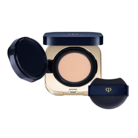 Clé de Peau Beauté Rozjasňujúci kompaktný make-up (Radiant Cushion Foundation Natura l ) 14 g 030 Medium Ocher