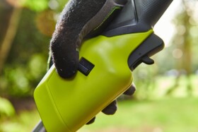Ryobi Cordless lawn mower RYOBI ONE+ HP RY18LTX38A-0, 18 V, 38 cm, without battery