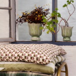 MADAM STOLTZ Bavlnený matrac Off white / Green / Burgundy 70 × 180 cm